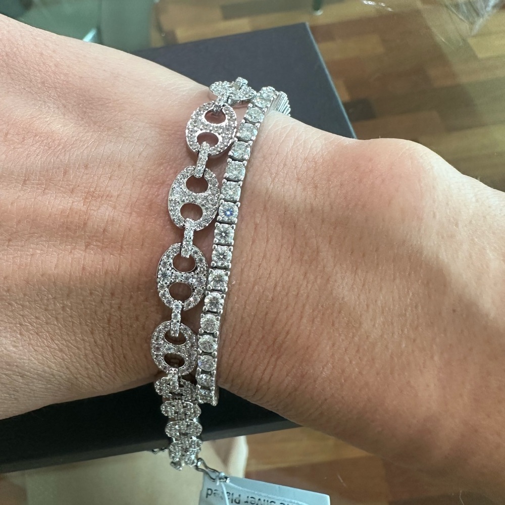 NWT Tennis Bracelet - Picture 3 of 4